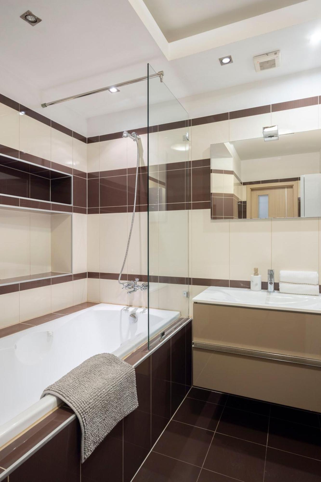 Exclusive Central Suite With Balcony By Prestige Homes Boedapest Buitenkant foto